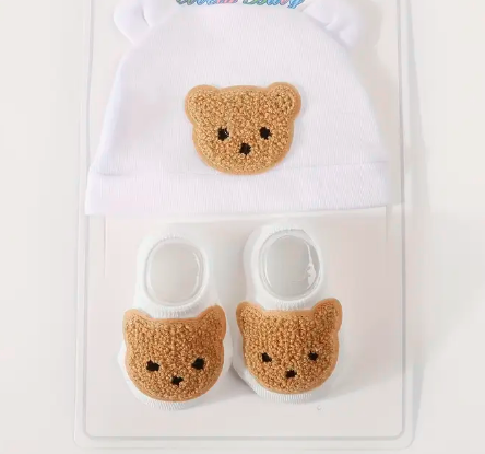 Adorable Bear-Themed Youngsters Girl's Knit Hats