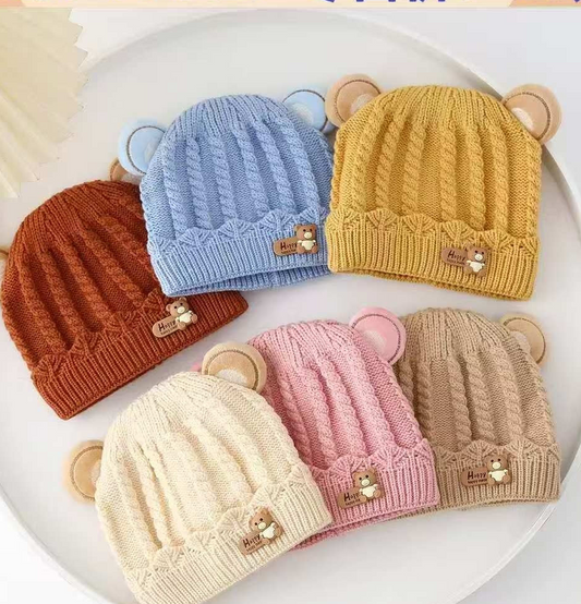 Woolen caps (Random Colour)