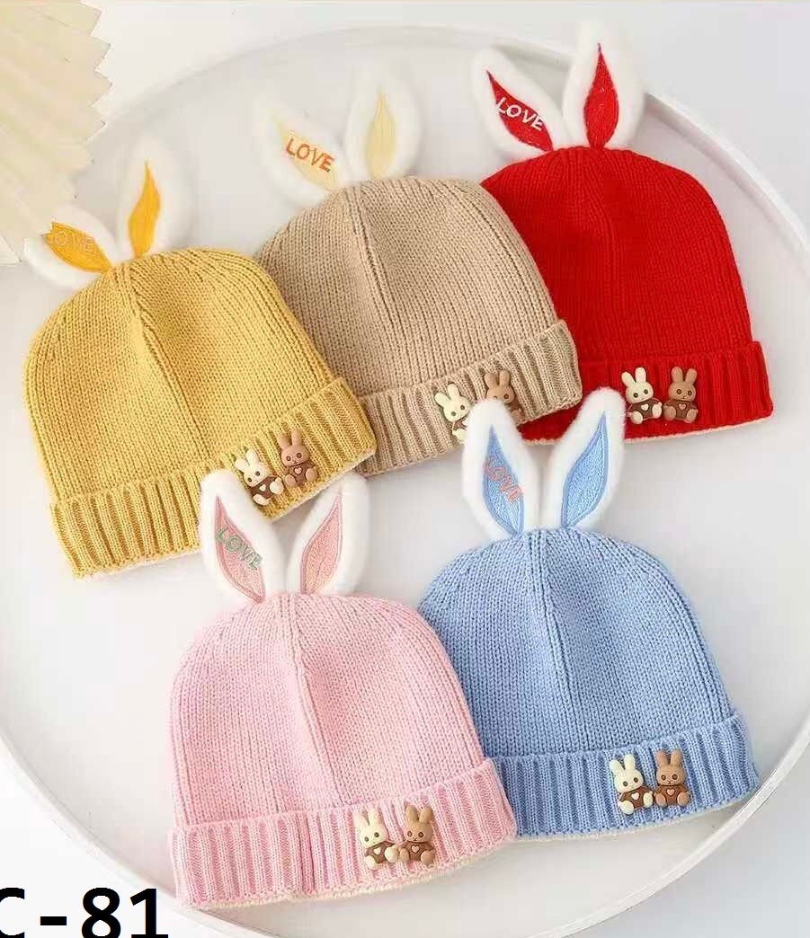 Woolen caps (Random Colour)