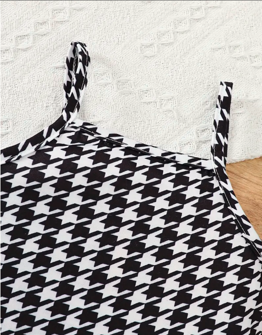 2pcs Girls' Casual Shorts Set, Geometric Lightning Print