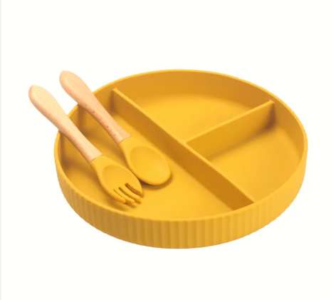 Silicone suction plate with spoon & fork - yellow