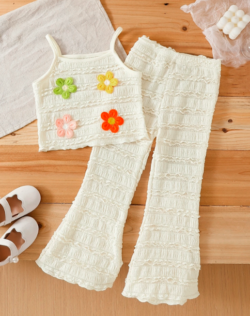 Top with Floral Embroidery and Wide-Leg Pants