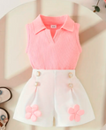 Sleeveless Solid Color Top with a Collar And Floral White Shorts
