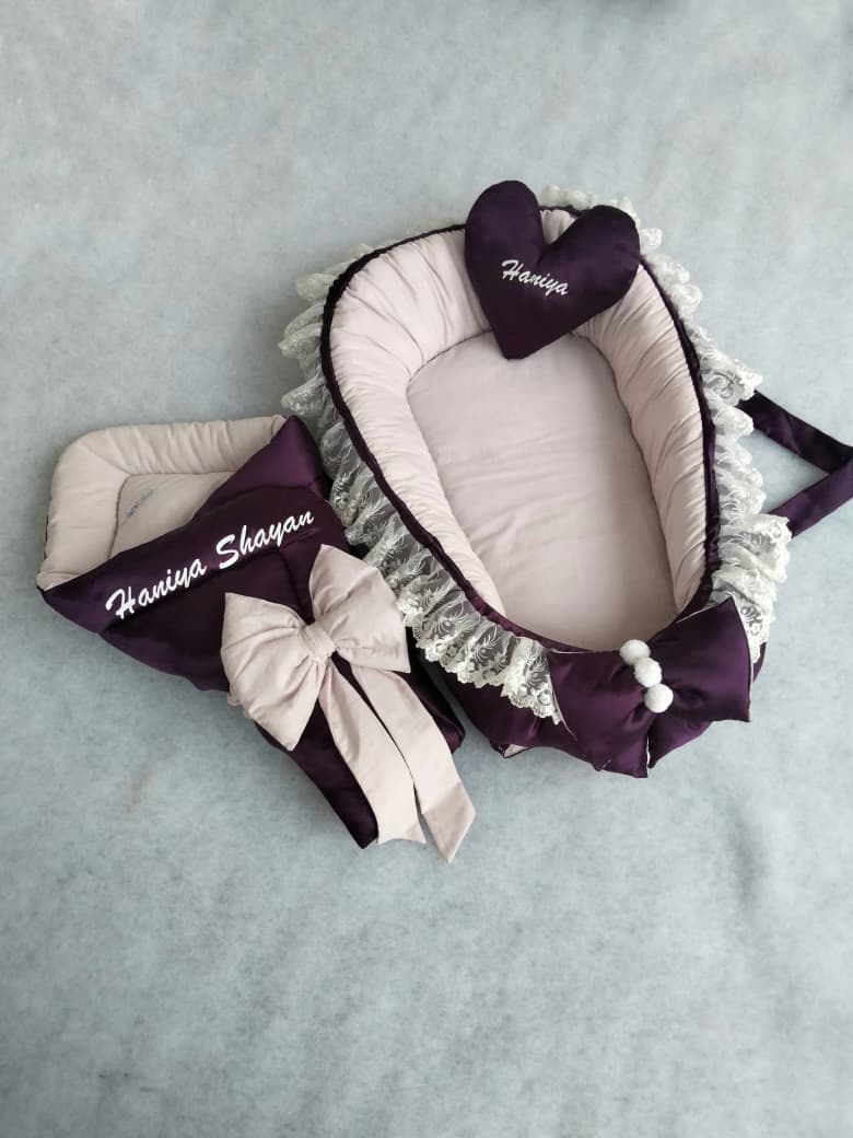 Snuggle bed