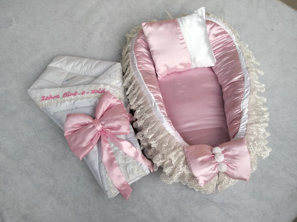 Snuggle bed