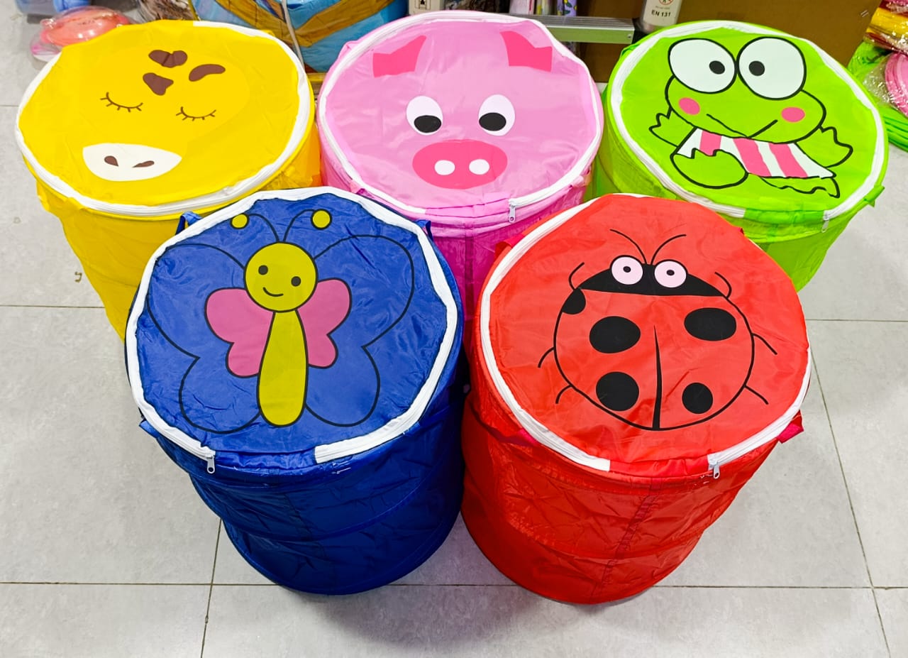 Character basket random