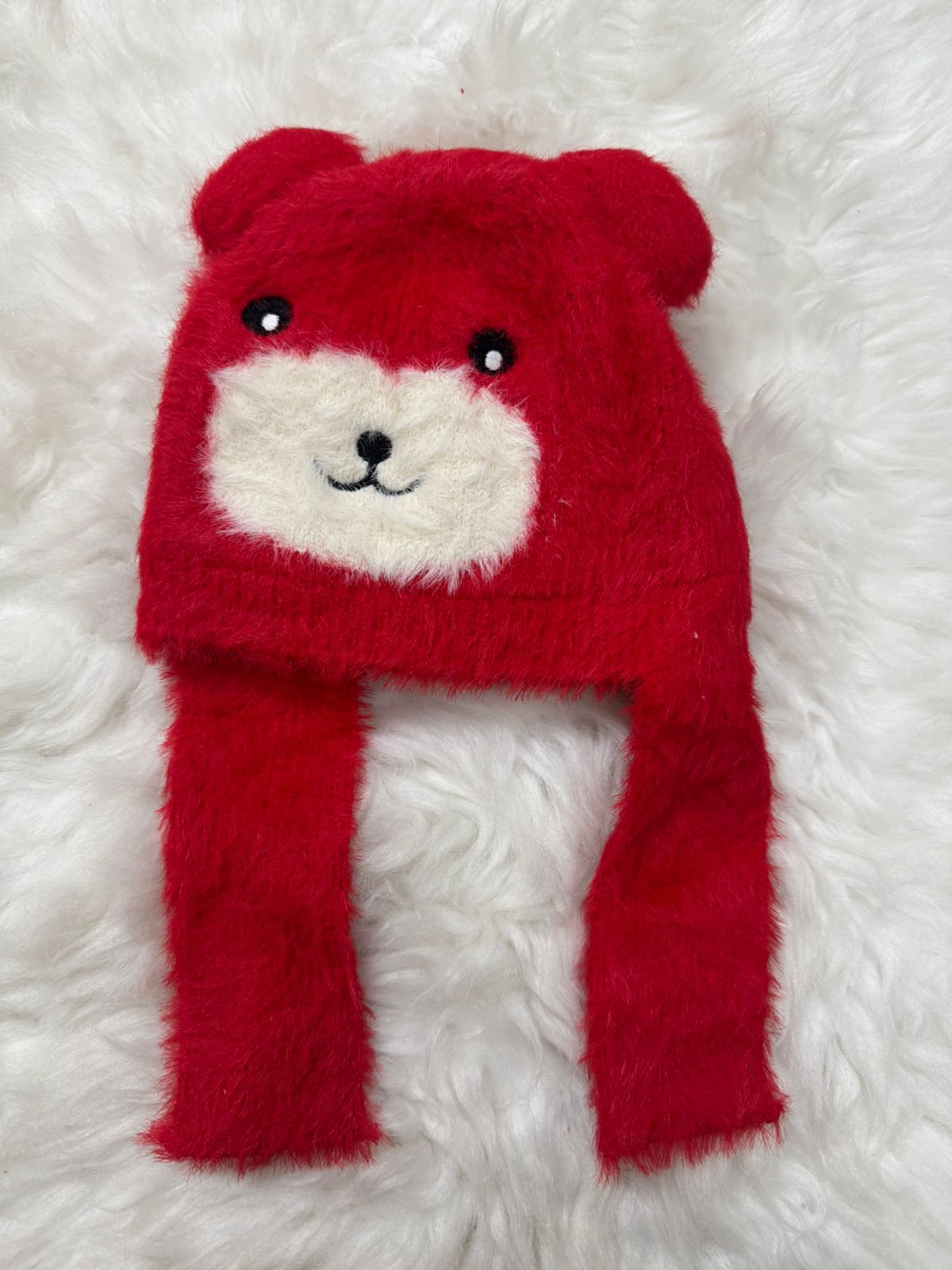 Woolen caps (Random Colour)